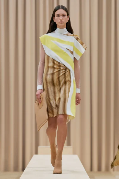 Look 6